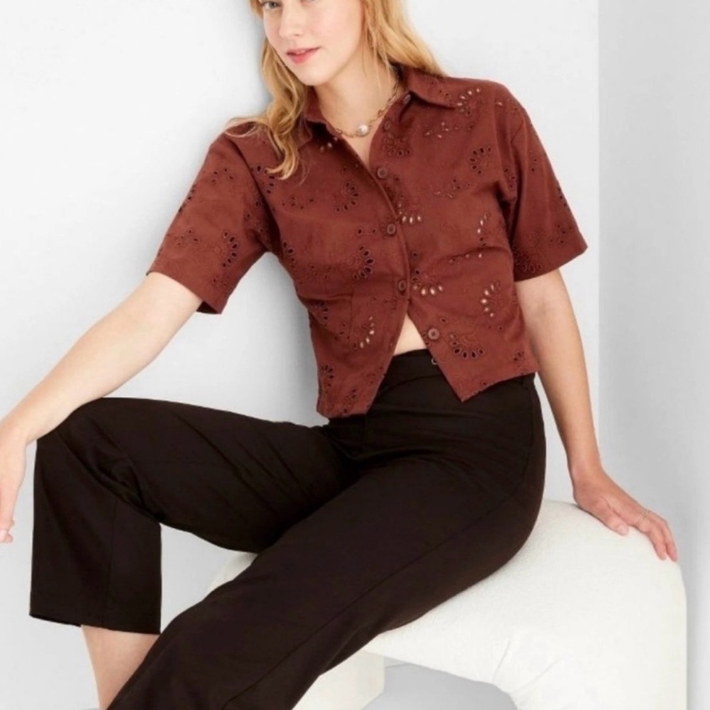 NWT! 🏷️ Future Collective Eyelet Lace Button Down